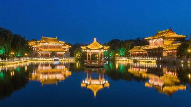 旅游
